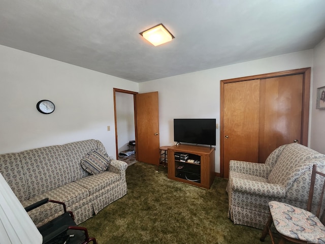 82 Hotchkiss St, Waterbury, CT 06704 - living area with carpet