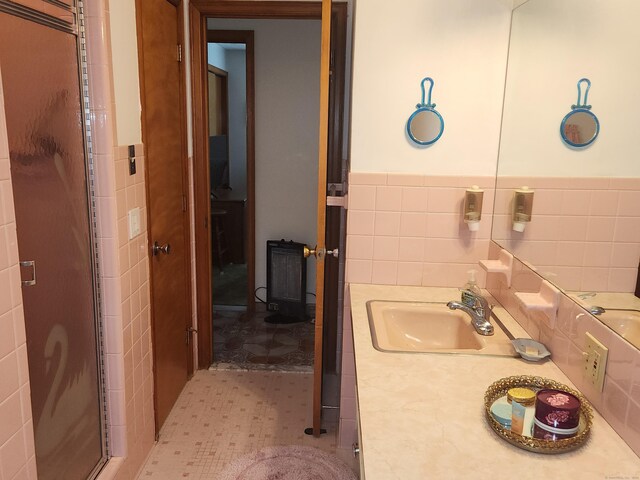 82 Hotchkiss St, Waterbury, CT 06704 - photo 33