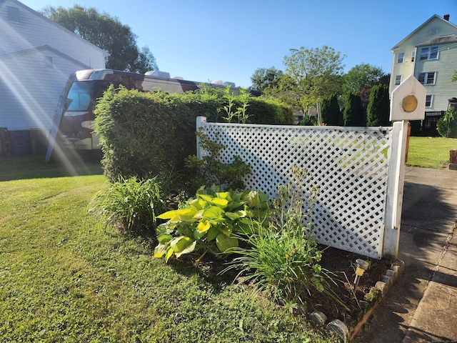 82 Hotchkiss St, Waterbury, CT 06704 - view of grassy yard
