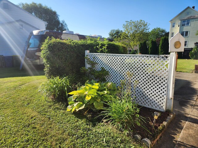 82 Hotchkiss St, Waterbury, CT 06704 - photo 16