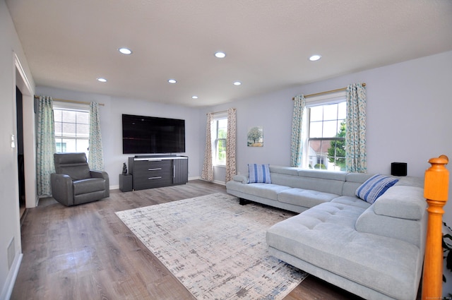 61 Windy Hill Ln Unit 61, Rocky Hill, CT 06067 - living room featuring wood finished floors, recessed lighting, and baseboards