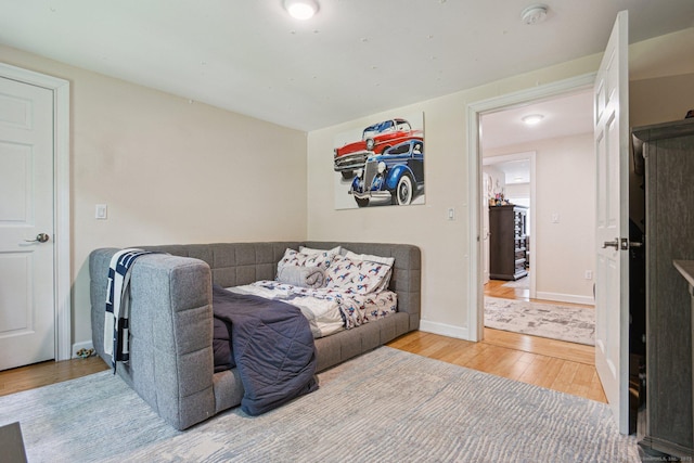 958 Essex Rd, Westbrook, CT 06498 - sitting room featuring hardwood / wood-style flooring and baseboards