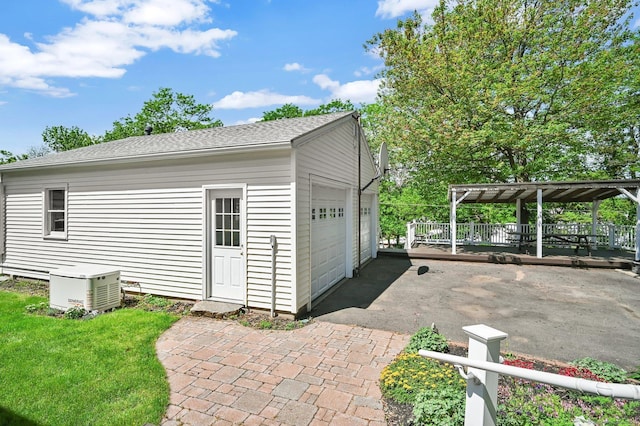 23 Charter Rd, Ellington, CT 06029 - view of detached garage