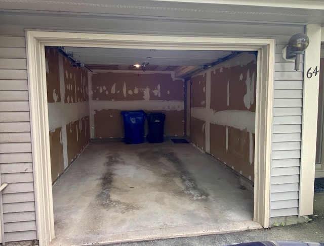 64 Copper Beech Dr Unit 64, Rocky Hill, CT 06067 - view of garage
