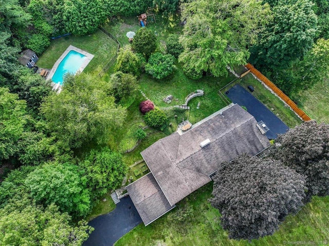 10 Fernbrook Dr, Brookfield, CT 06804 - view of property location featuring a pool