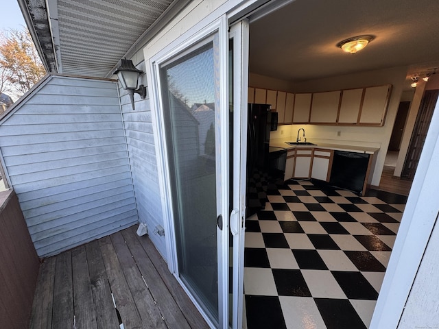 81 Chipman St Apt 6, Waterbury, CT 06708 - balcony with a sink