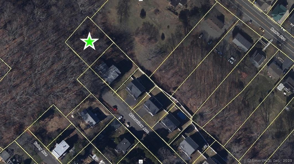 Riverview Ave, Shelton, CT 06484