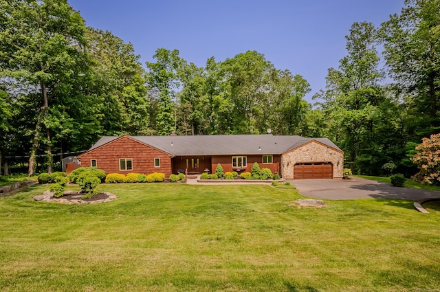 5 Stone Wall Ln, Woodbridge, CT 06525 - view of front of house with driveway, a garage, and a front lawn