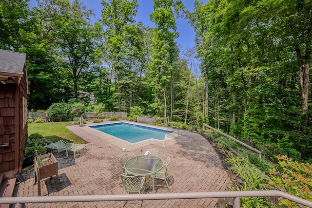 5 Stone Wall Ln, Woodbridge, CT 06525 - view of pool with a patio area and a fenced backyard