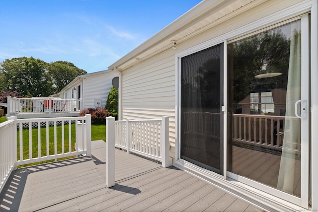 7 Rose Ct, East Windsor, CT 06088 - deck with a yard