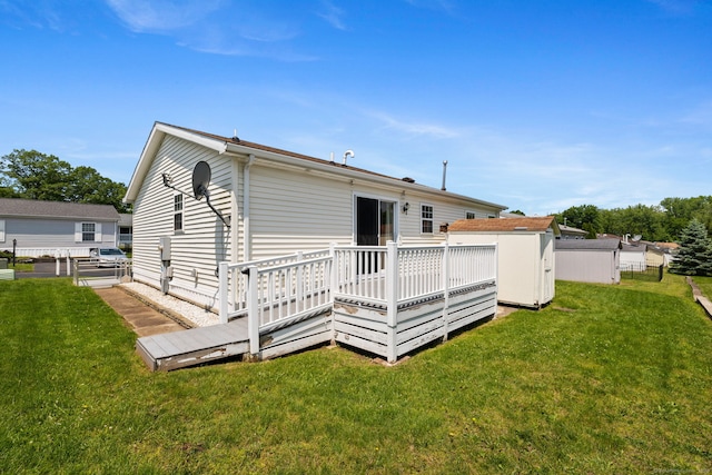 7 Rose Ct, East Windsor, CT 06088 - rear view of property featuring a wooden deck