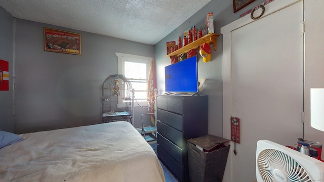 24 N St, Meriden, CT 06451 - bedroom with a textured ceiling
