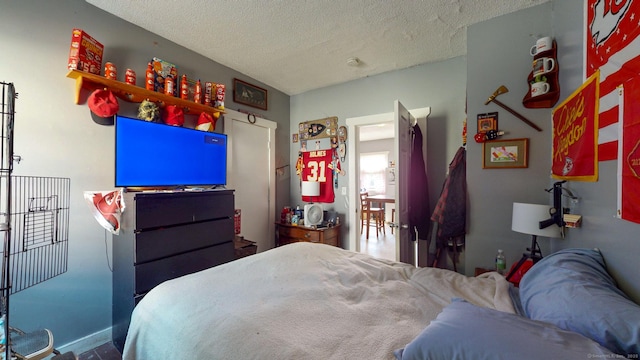 24 N St, Meriden, CT 06451 - bedroom featuring a textured ceiling