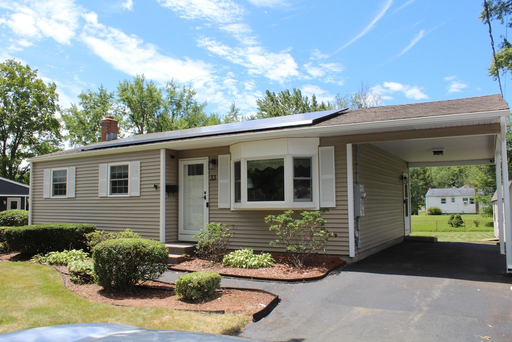 33 Chester Dr, Windsor Locks, CT 06096 - photo 1