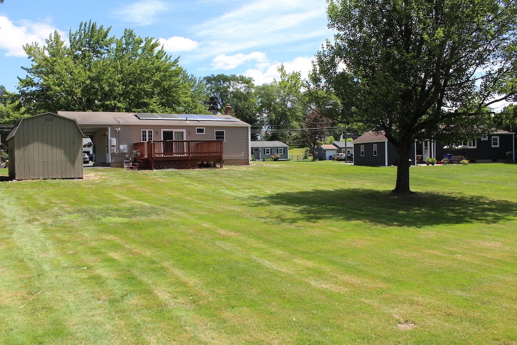 33 Chester Dr, Windsor Locks, CT 06096 - photo 2