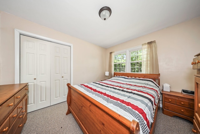 69 Ponham St, Waterbury, CT 06708 - carpeted bedroom with a closet