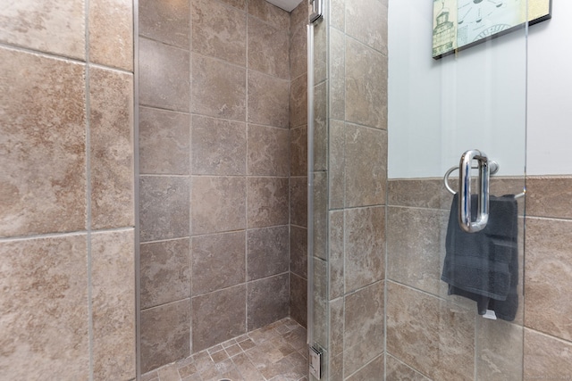 100 Grandview St, Manchester, CT 06040 - full bathroom featuring a shower stall