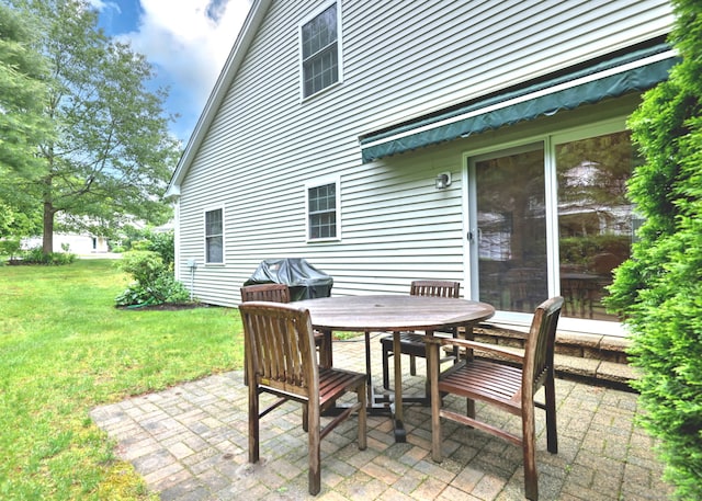 123 Meadow Brook Rd Unit 123, Oxford, CT 06478 - view of patio with outdoor dining area and a grill