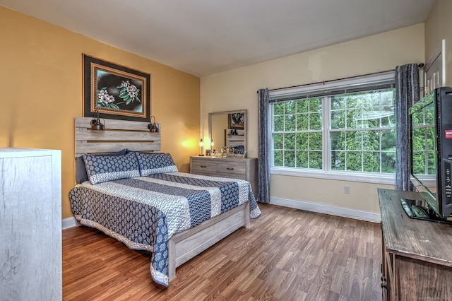 123 Meadow Brook Rd Unit 123, Oxford, CT 06478 - bedroom featuring wood finished floors and baseboards