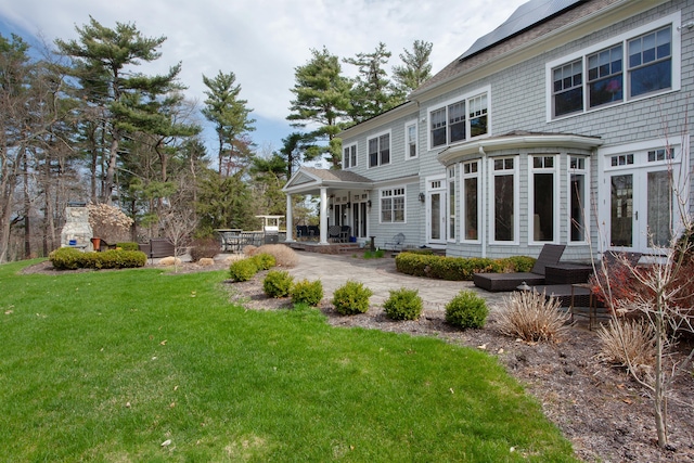 3 Ridgebury Rd, Simsbury, CT 06001 - back of property with a yard