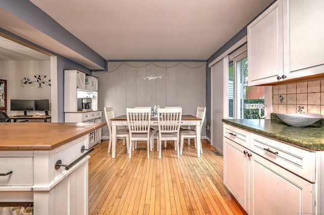 39 Jackson Dr Unit 39, Milford, CT 06460 - dining space with light wood-style floors