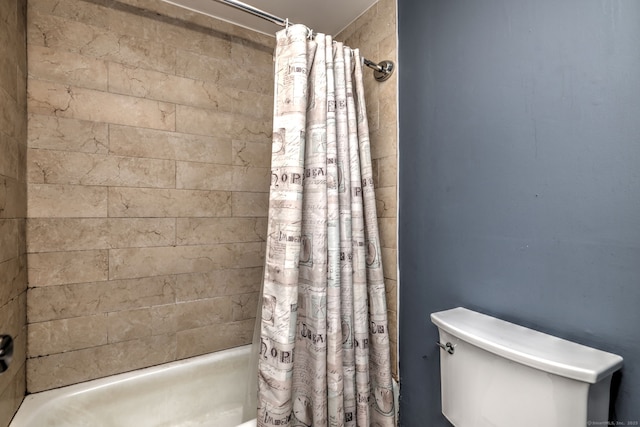 39 Jackson Dr Unit 39, Milford, CT 06460 - full bathroom featuring shower / bathtub combination with curtain and toilet