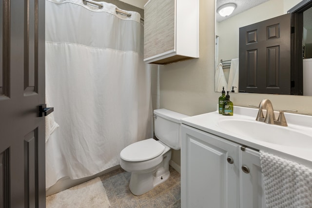 136 Carriage Crossing Ln Unit 136, Middletown, CT 06457 - full bath featuring vanity and a shower with shower curtain