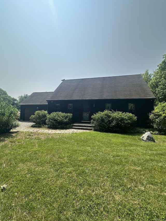 115 Morgan Rd, Salem, CT 06420 - ranch-style house featuring a front lawn and an attached garage