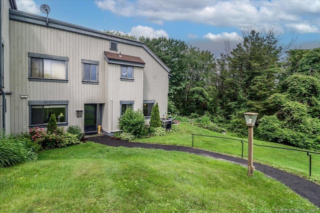 192 Heritage Vlg Unit A, Southbury, CT 06488 - view of home's exterior