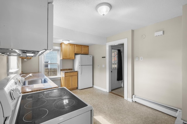 3 Price Ct, East Hartford, CT 06108 - kitchen with white appliances, baseboard heating, a sink, baseboards, and light floors