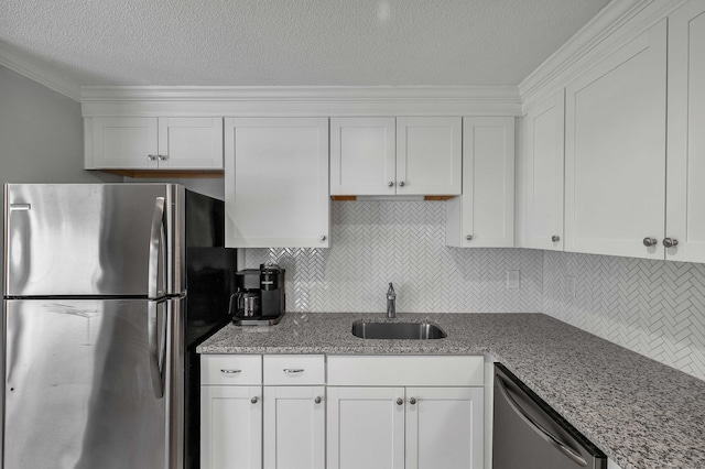 24 Meryl Ct Unit 24, Groton, CT 06340 - photo 4