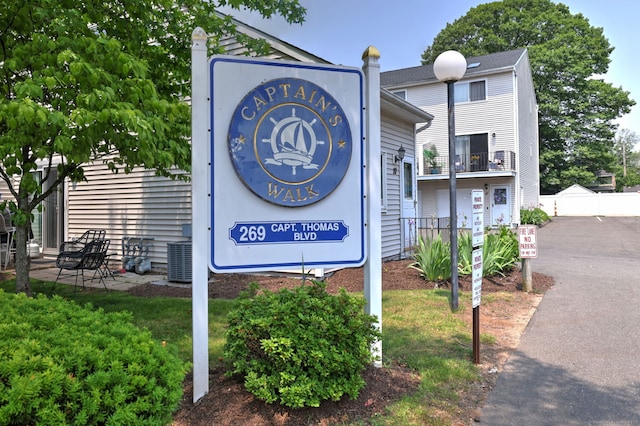 269 Captain Thomas Blvd Unit 12, West Haven, CT 06516 - view of community sign