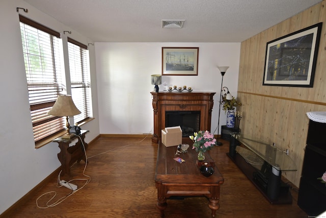 137 Wilson St Unit 15, Stamford, CT 06902 - photo 2