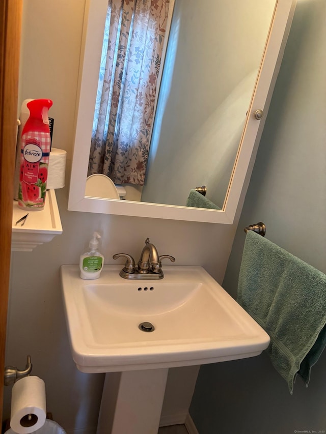 42 Salem Walk Unit 42, Milford, CT 06460 - bathroom featuring a sink