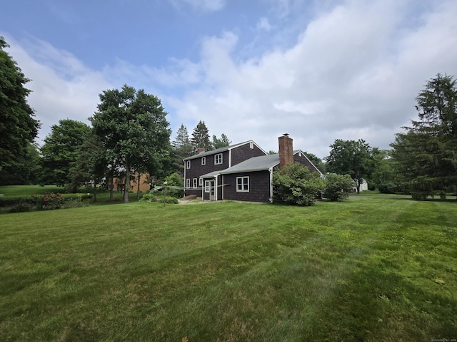 7 Michael Rd, Simsbury, CT 06070 - view of green lawn