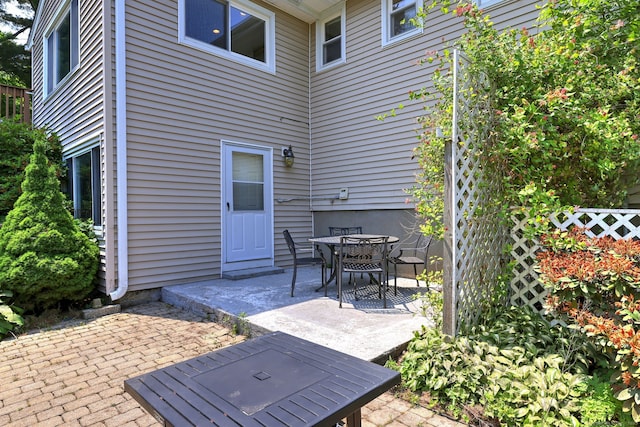 17 Farmstead Ln, West Hartford, CT 06117 - view of patio