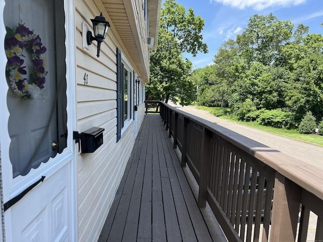 39 Mechanic St, Bristol, CT 06010 - view of wooden deck