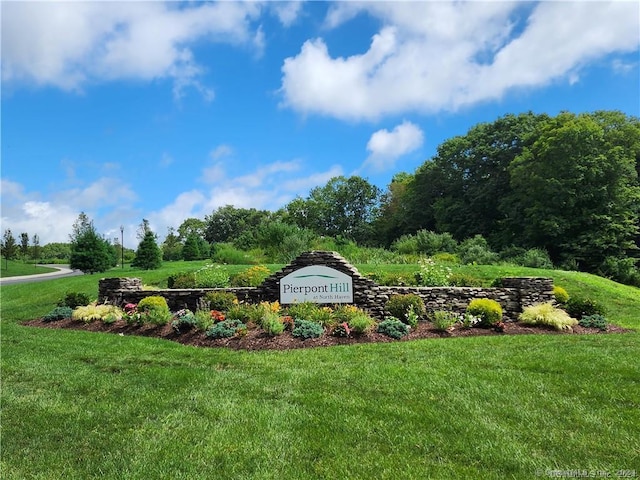 22 Lombard Cir Unit 22, North Haven, CT 06473 - community sign featuring a yard