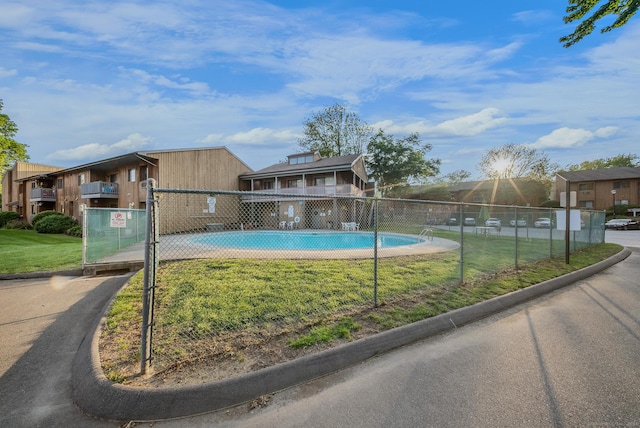 30 Riverview Dr Unit 30, Bridgeport, CT 06606 - view of community pool