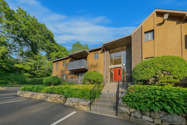 30 Riverview Dr Unit 30, Bridgeport, CT 06606 - view of property featuring uncovered parking