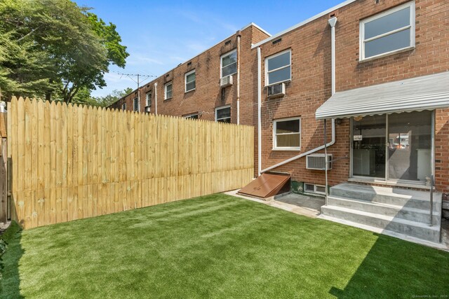 17 Avon Ln, Stamford, CT 06907 - view of yard featuring entry steps