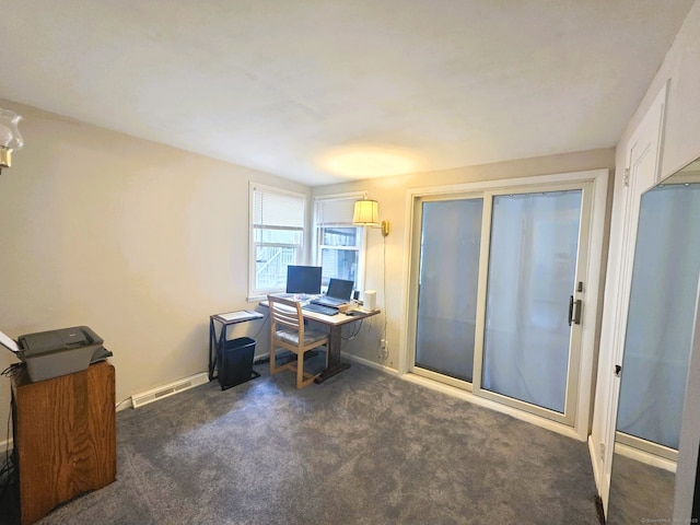 149 Branford St, Manchester, CT 06040 - office area with carpet flooring and baseboards