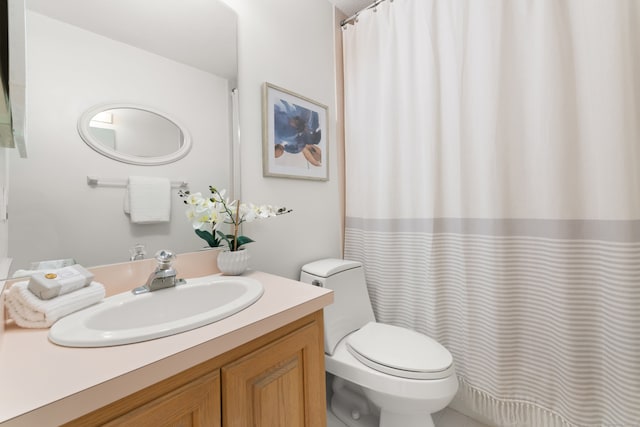 75 Brittania Rd Unit 75, Danbury, CT 06811 - full bath featuring toilet, vanity, and curtained shower