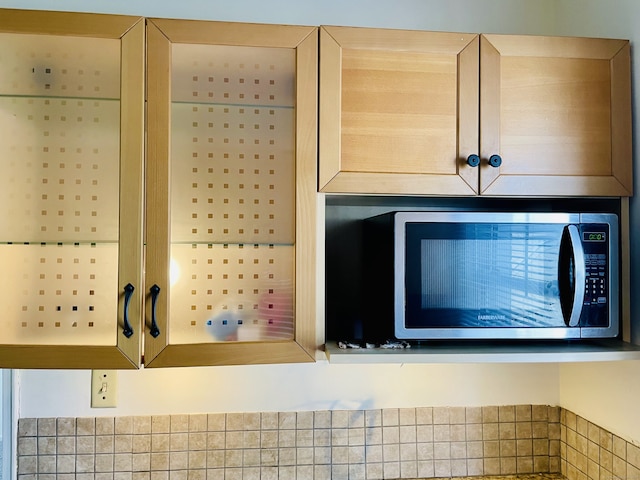 264 Glenbrook Rd Unit D, Stamford, CT 06906 - detailed view of stainless steel microwave