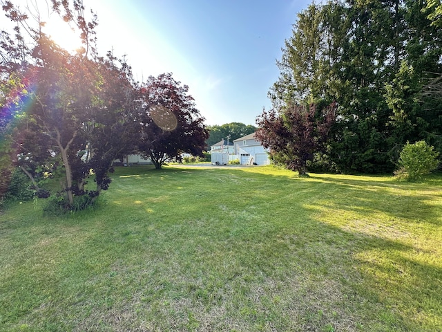 189 N Main St, Griswold, CT 06351 - view of green lawn