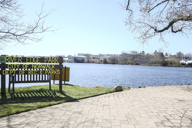 4 Daskams Ln Unit 303, Norwalk, CT 06851 - water view