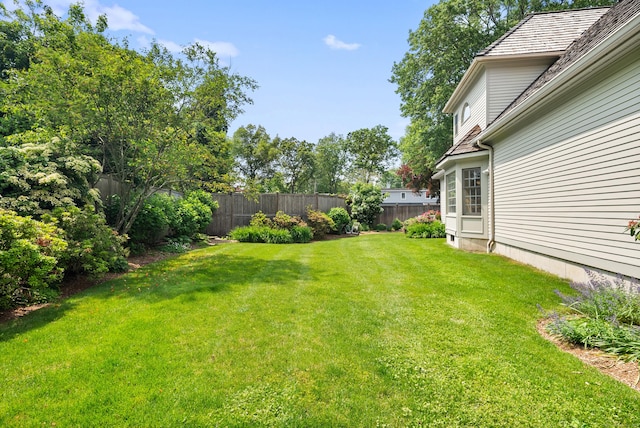 184 Stillson Rd Unit 184, Fairfield, CT 06825 - view of yard