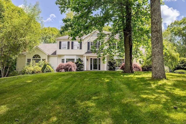 20 Pheasant Ln, Easton, CT 06612 - view of front of property featuring a front yard and roof with shingles