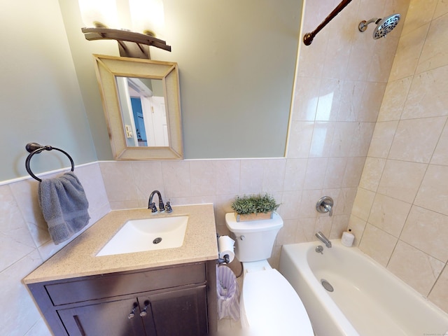 17 Fordyce Ct Apt 13, New Milford, CT 06776 - full bathroom featuring toilet, vanity, tub / shower combination, and tasteful backsplash