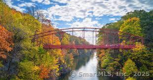 17 Fordyce Ct Apt 13, New Milford, CT 06776 - gate with a water view